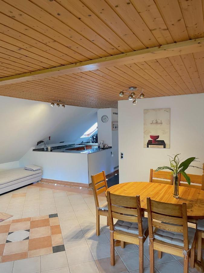 Geraeumiges Maisonette Apartment تودموس المظهر الخارجي الصورة
